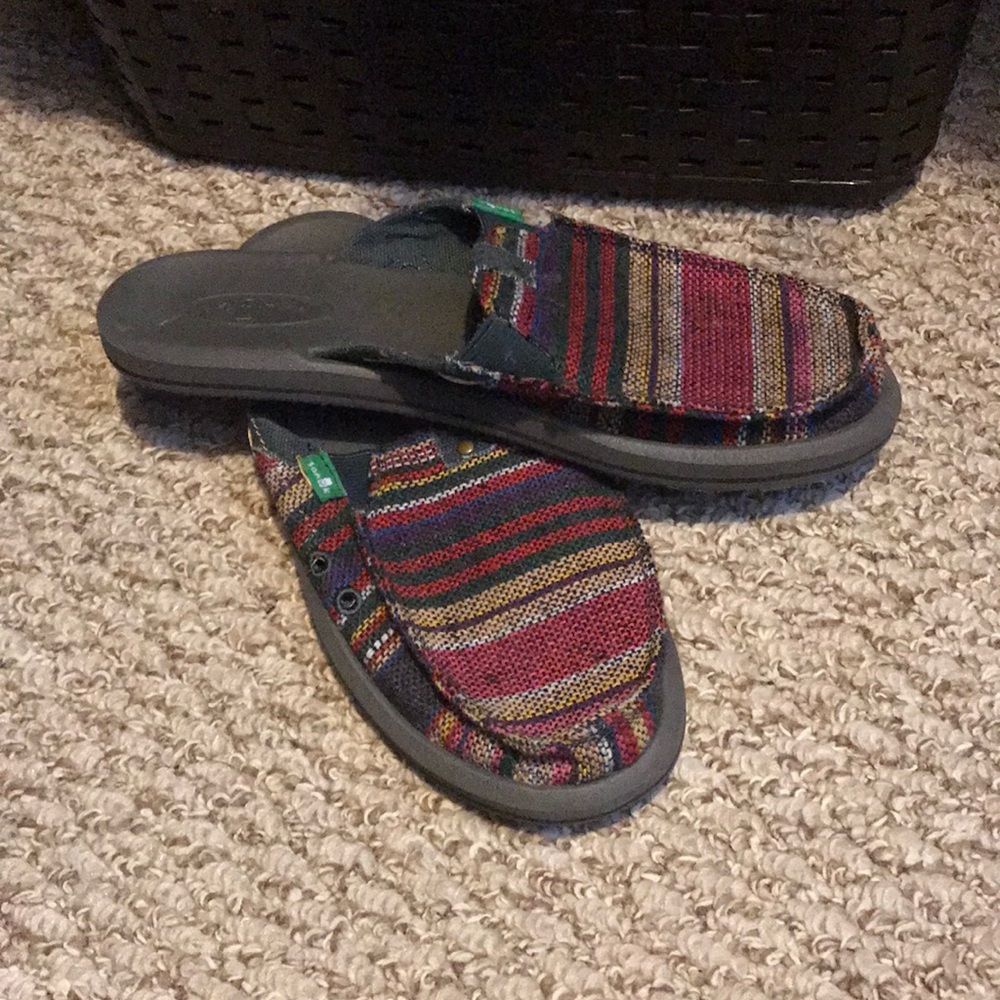 Sanuk Slip On Multi colored SOLD